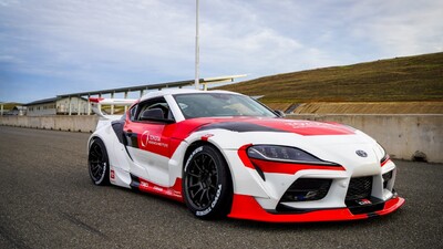  Itt az önvezető driftelésre képes Toyota GR Supra