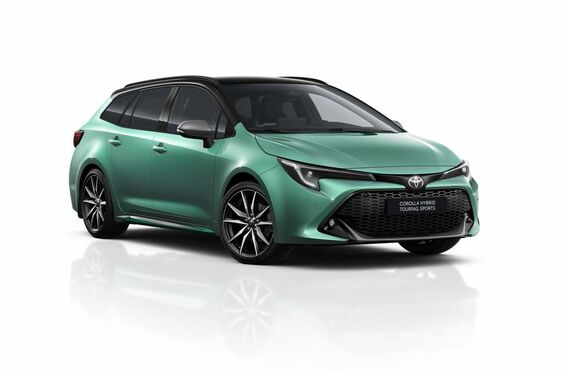 Toyota Corolla pro modelový rok 2024: s novými technologiemi a hybridem páté generace
