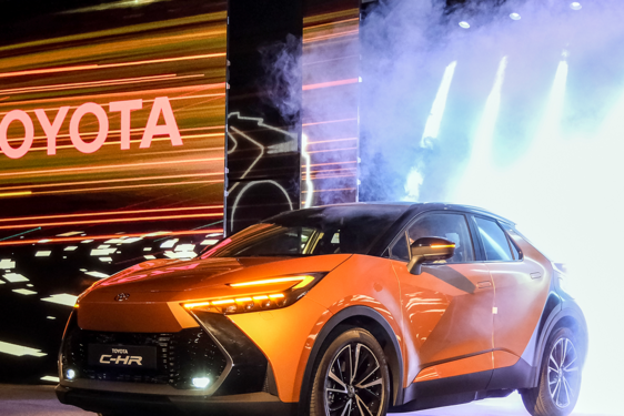 Nová Toyota C-HR sa bude prvýkrát vyrábať na jednom mieste vrátane batérií