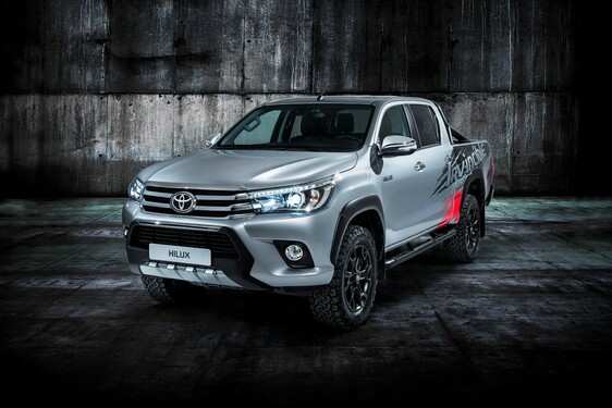 Pokazowy Hilux Invincible 50 na Salonie Samochodowym we Frankfurcie 2017