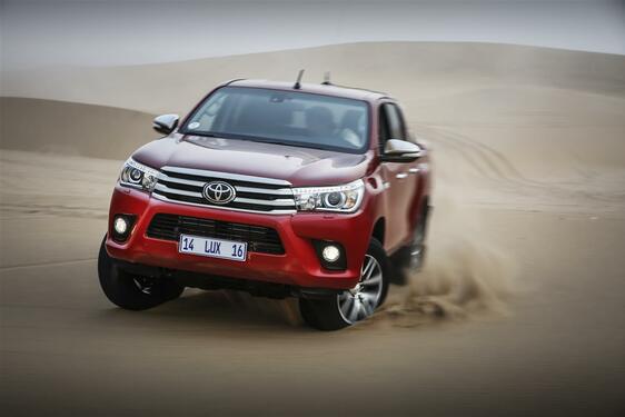 Seznamu světově nejpopulárnějších aut vévodí Toyota Hilux