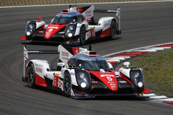 Tým TOYOTA GAZOO RACING by nejraději zapomněl na nepovedený start na Nürburgringu