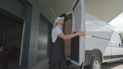 Proace Max
