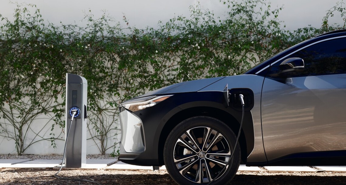 Toyota ma plan na pełen cykl życia baterii z aut elektrycznych zgodnie ze strategią „Battery 3R”	