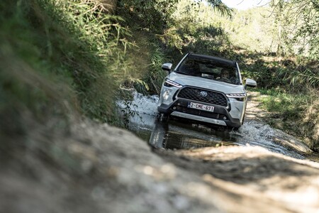 Toyota Corolla Cross – wszystko, co powinieneś o niej wiedzieć