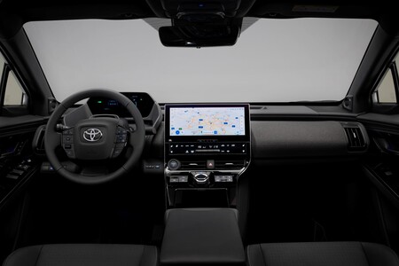 Nowa elektryczna Toyota bZ4X wchodzi na europejski rynek