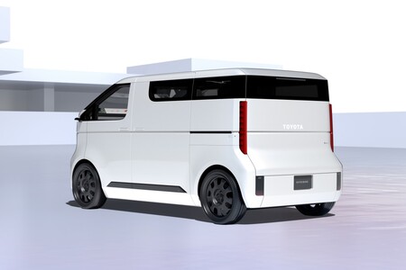 Toyota zaprezentuje nowy prototyp elektrycznego minivana na Japan Mobility Show