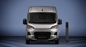 2023 PROACE MAX