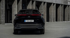 C-HR 2023