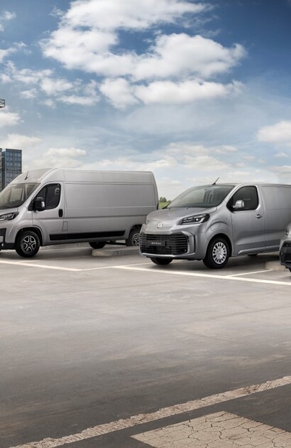 Nowa Toyota PROACE MAX dołącza do gamy samochodów użytkowych Toyota Professional