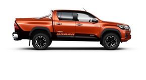 Toyota Hilux w nowej limitowanej wersji Dakar 2019 fot.BxB Studio