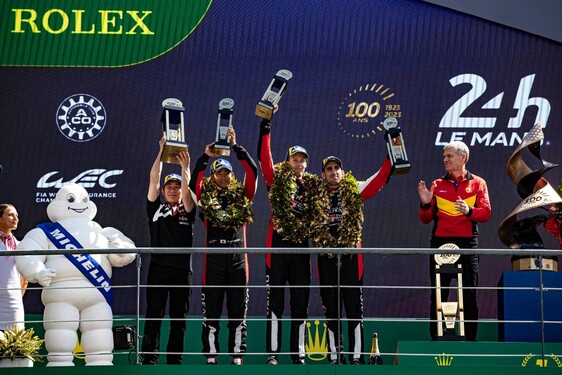 TOYOTA GAZOO Racing druga w pełnym dramatyzmu wyścigu Le Mans 24h