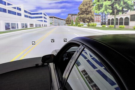 Nowe technologie i ich szersze zastosowanie – Toyota inwestuje w badania nad bezpieczeństwem na drogach