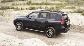 TOYOTA LAND CRUISER 2017