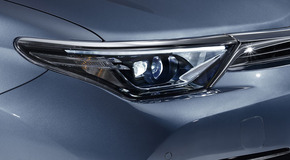 Auris 2015