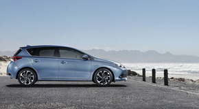 Auris 2015