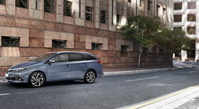 Auris 2015