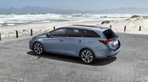 Auris 2015