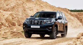 TOYOTA LAND CRUISER 2017