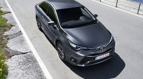 Avensis 2015 - nowe