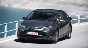 Avensis 2015 - nowe