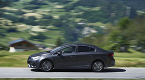 Avensis 2015 - nowe