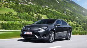 Avensis 2015 - nowe