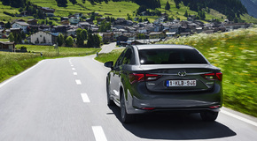Avensis 2015 - nowe