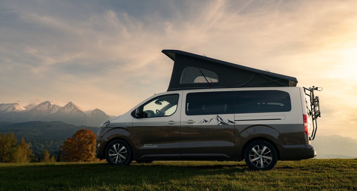 Toyota PROACE Verso z nową zabudową Kamper Tanuki
