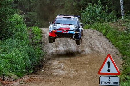 Kalle Rovanperä poprowadził zespół TOYOTA GAZOO Racing do kolejnego zwycięstwa w WRC	