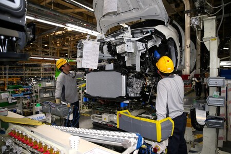Toyota C-HR Plug-in Hybrid i baterie do tego modelu będą produkowane w Toyota Motor Manufacturing Turkey