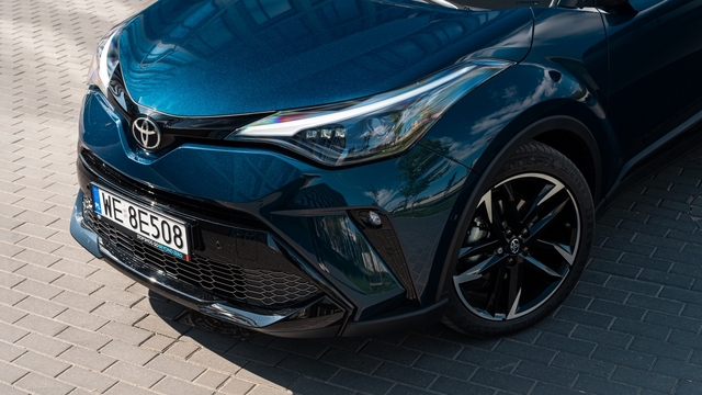 C-HR GR SPORT 2023
