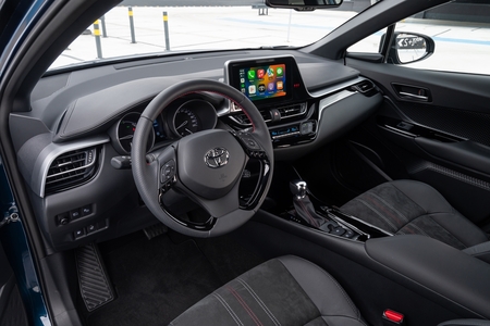Toyota C-HR Final Edition z napędem hybrydowym 1.8 w cenie poniżej 120 tys. zł