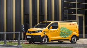 Toyota Proace Electric DHL Parcel