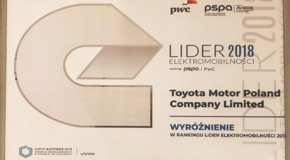 Toyota wyróżniona w konkursie Lider Elektromobilności 2018 na COP24
