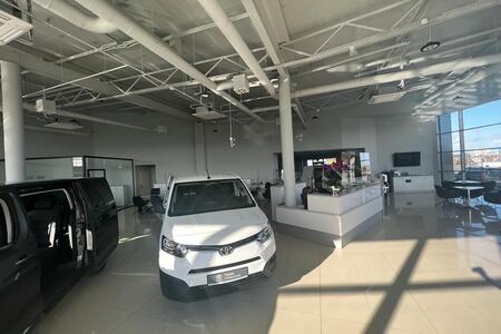 Toyota otworzyła szósty salon sieci dealerskiej Toyota Professional 