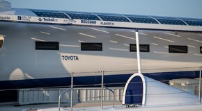 Toyota Sailing