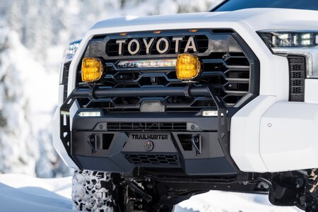 Toyota Trailhunter Concept na targach SEMA 2022. Nowa gama wyprawowych samochodów terenowych 