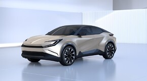 Toyota ogłasza szczegóły strategii dotyczącej samochodów elektrycznych