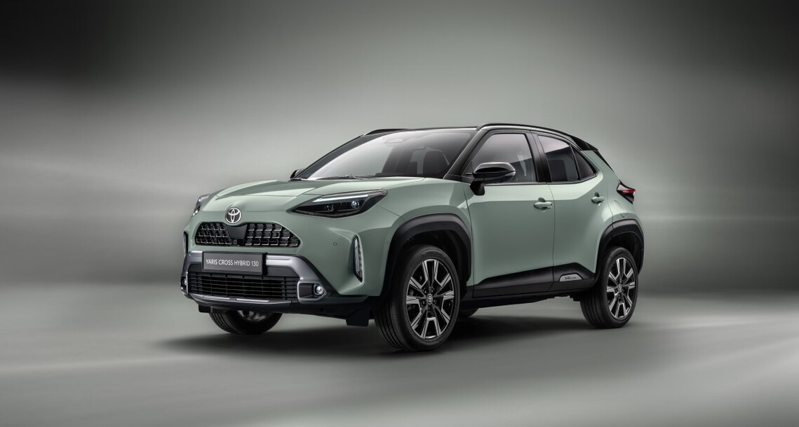 Nowa Toyota Yaris Cross. Mocniejsza hybryda i technologie, które zwiększają bezpieczeństwo 