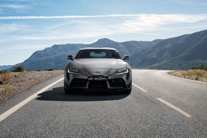  15 PERC – ENNYI KELLETT HOGY ELKAPKODJÁK AZ ELSŐ 100 AUSZTRÁL TOYOTA SUPRÁT