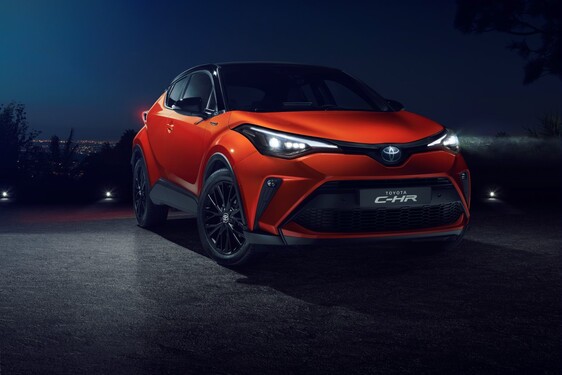 Nowa Toyota C-HR z mocniejszym napędem hybrydowym