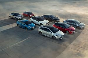  15 MILLIÓ HIBRIDET ADOTT EL IDÁIG A TOYOTA