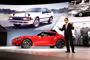 A Toyota elnöke, Akio Toyoda az év Autóipari Szakembere 