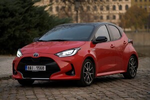 Toyotu a Lexus si loni objednalo rekordních 21 300 zákazníků