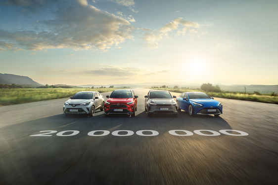 Już 20 milionów zelektryfikowanych samochodów Toyoty
