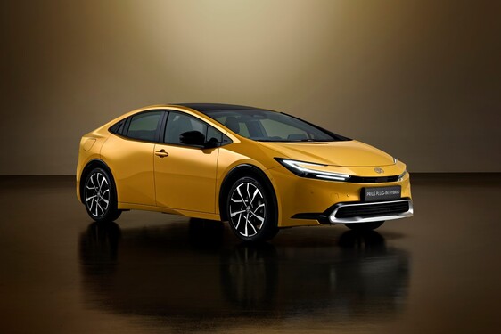 Toyota odhalila vo svetovej premiére piatu generáciu modelu Prius plug-in hybrid
