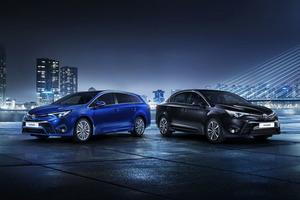 Premiery Toyoty w Genewie: Nowy Avensis – prestiż, komfort i efektywne napędy 