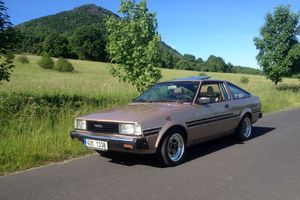 Výnimočná Toyota Corolla GT na štarte prestížnej stotinovej rely