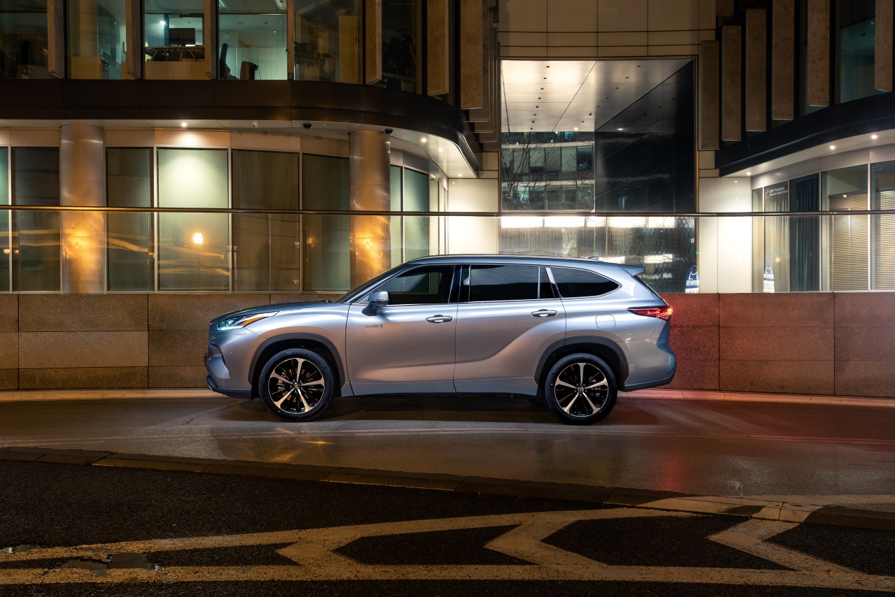 Toyota Highlander – nowy flagowy SUV z napędem hybrydowym